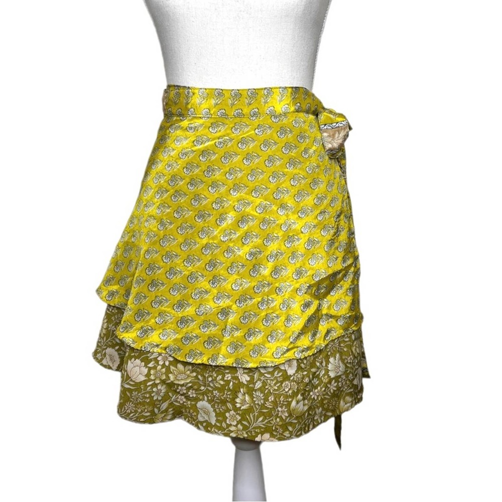 Jedzebel Yellow Paisley Floral Wrap Mini Skirt Small